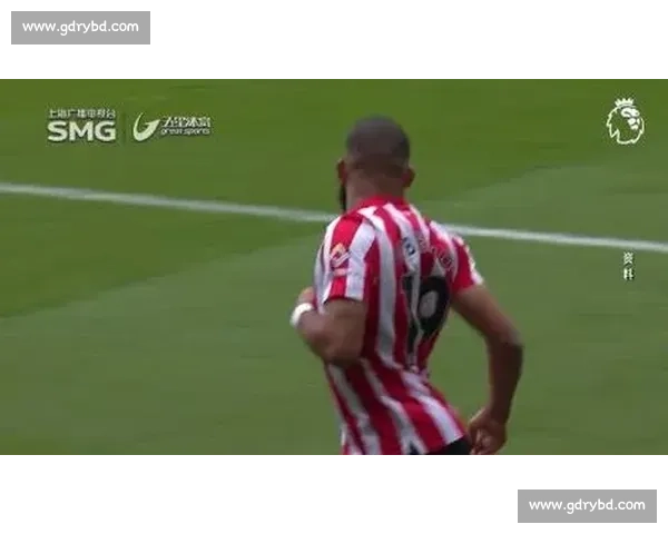 范德萨力荐曼联召回安东尼！加纳乔离队传闻升级，红魔锋线重组引争议