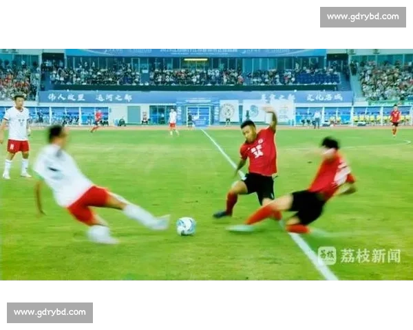 致命飞铲引爆世仇！苏超双雄再添新恨